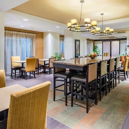 Hampton Inn Clifton Park Eksteriør bilde