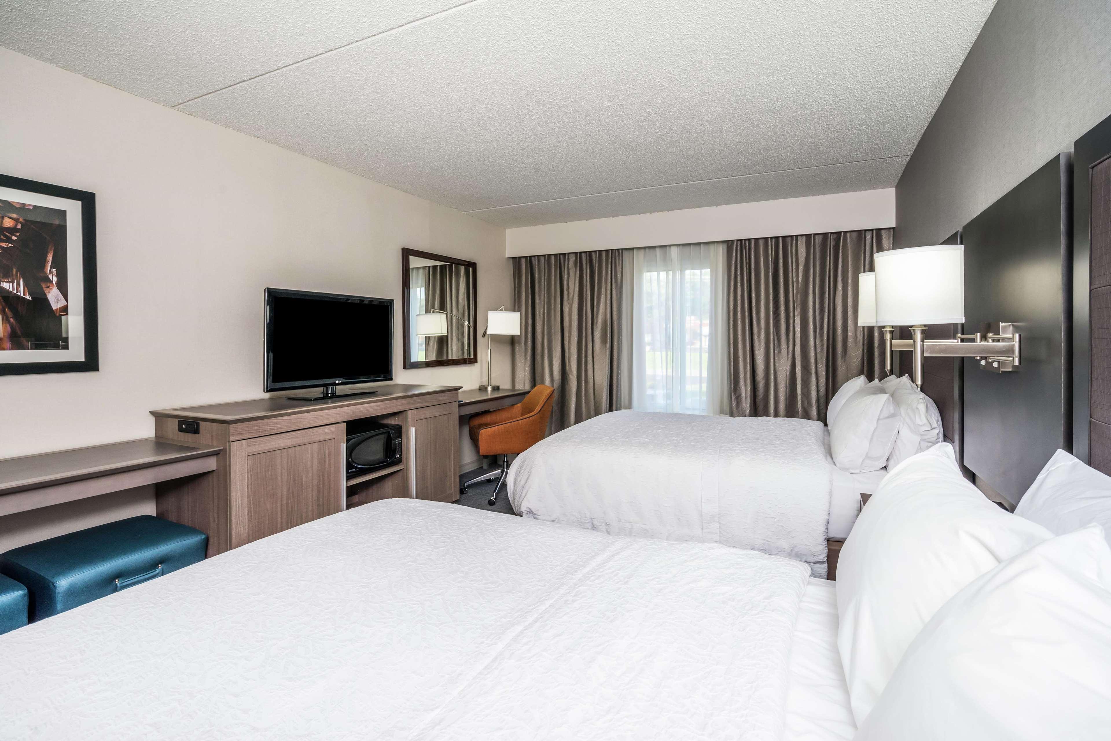 Hampton Inn Clifton Park Eksteriør bilde