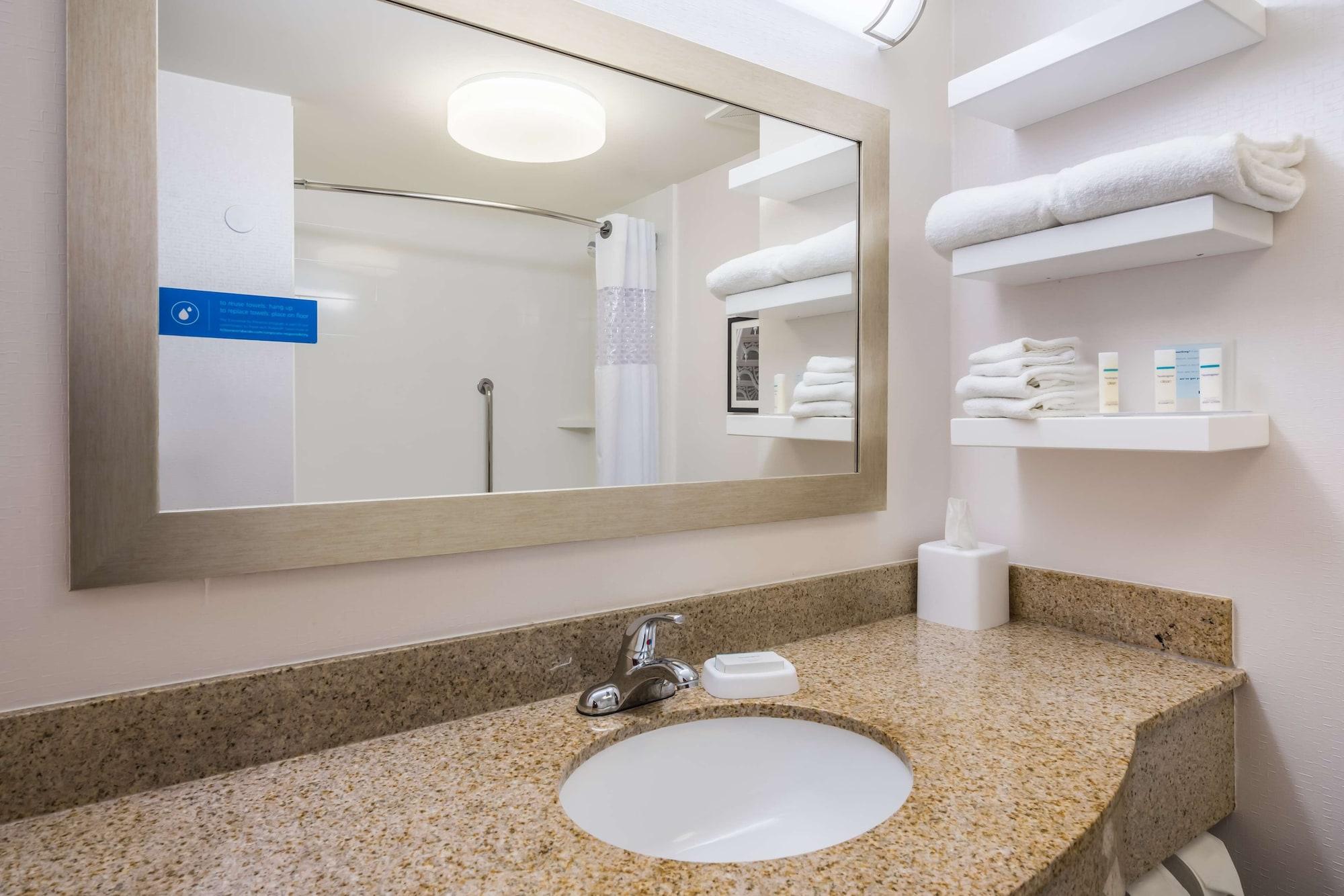 Hampton Inn Clifton Park Eksteriør bilde