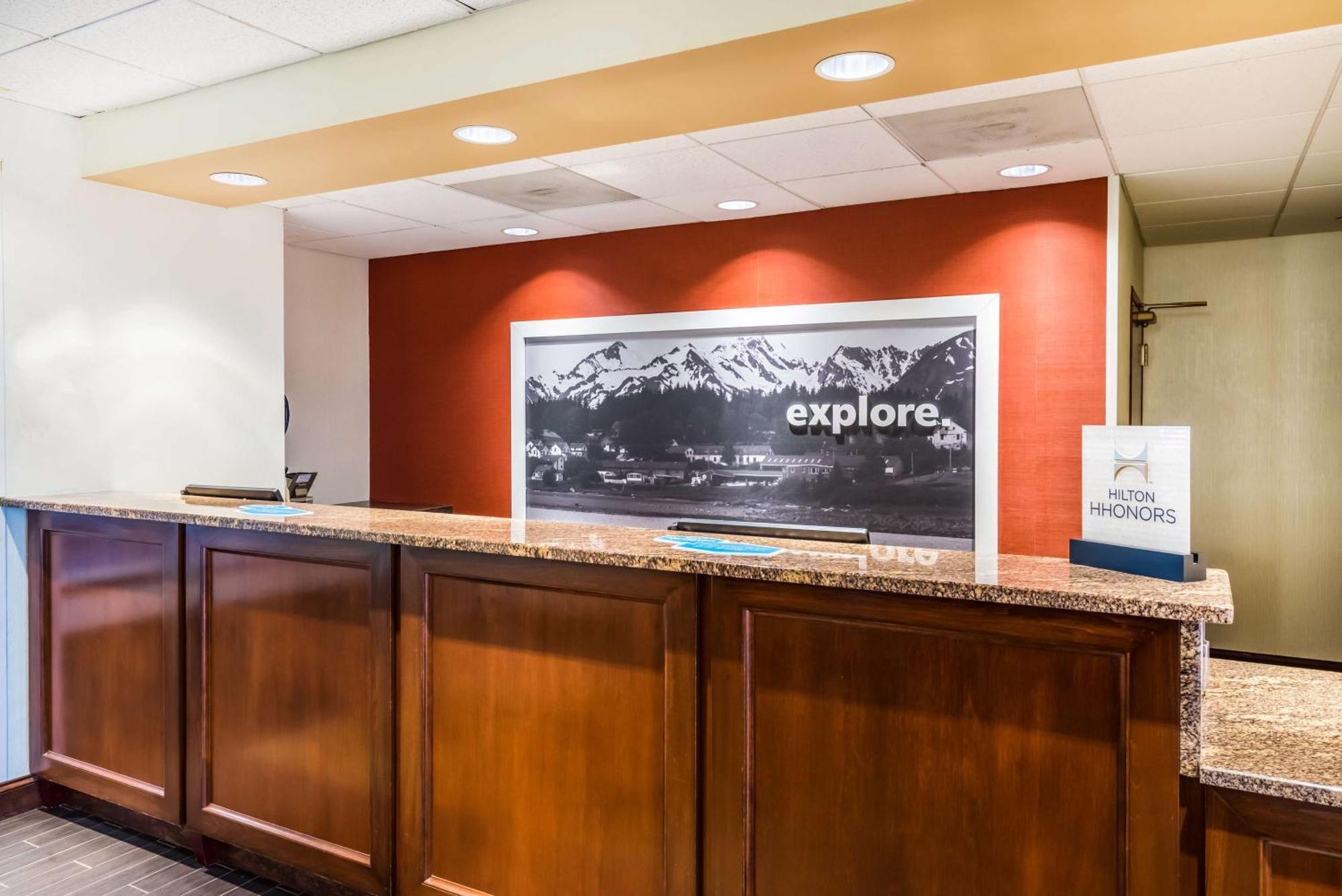 Hampton Inn Clifton Park Eksteriør bilde